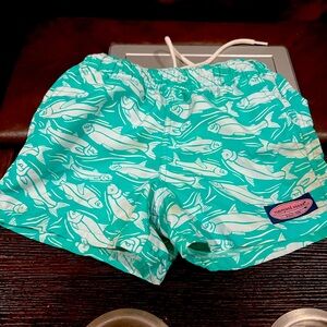 Little boys vineyard vine swim trunks! Super cute color! Size 4t